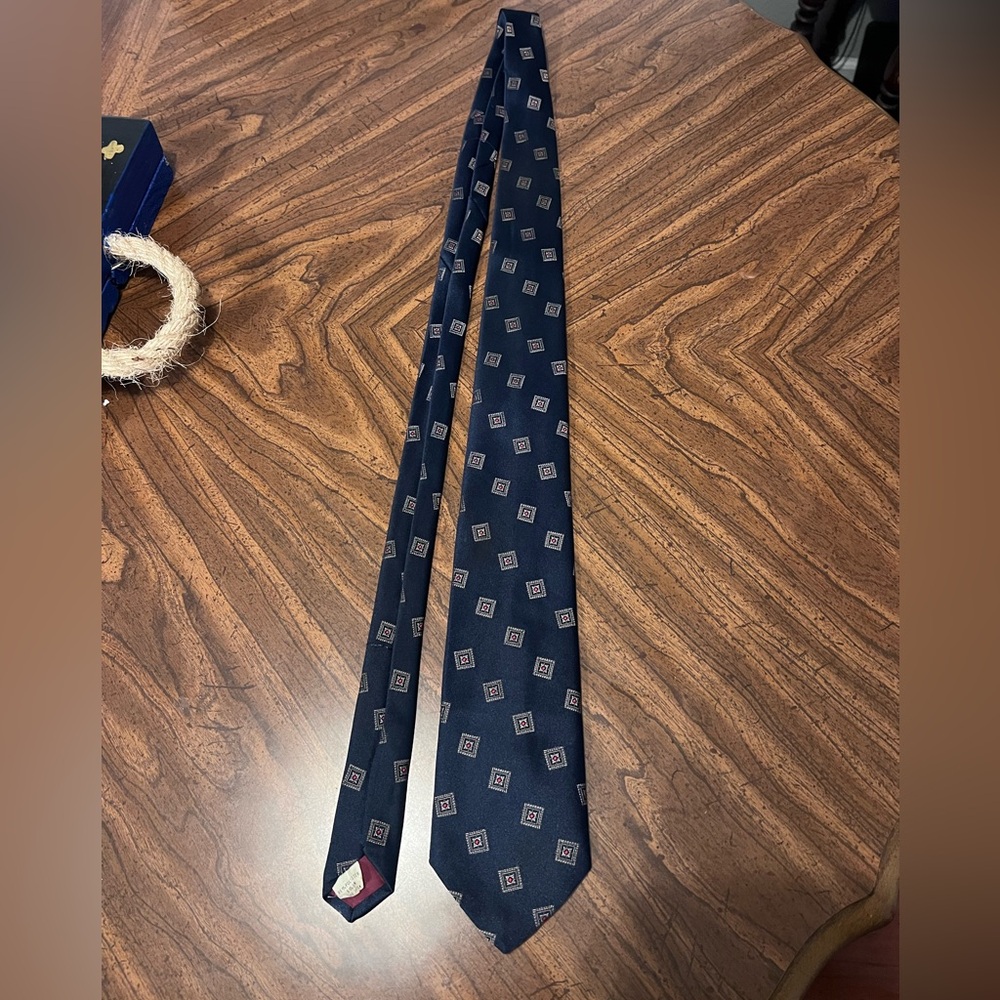 Blue Tie With Square Accents